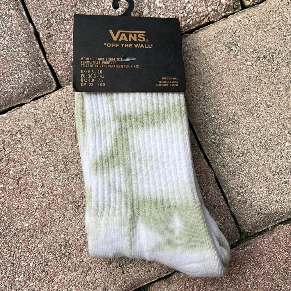 VANS “Off The Wall” Women’s socks  
NWT - Picture 8 of 16